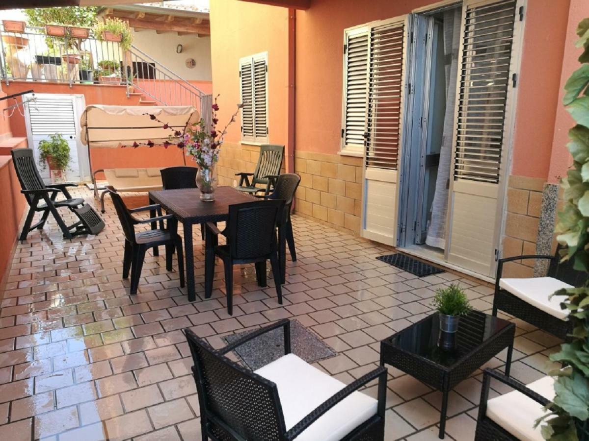 Casa Vacanze Kristel Balestrate Kültér fotó